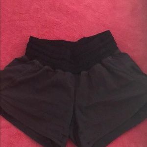 lululemon black shorts